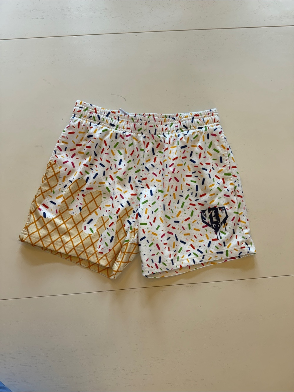 BASEBALL LIFESTYLE 101 ICE CREAM MESH SHORTS VANILLA - Picture 3 of 9